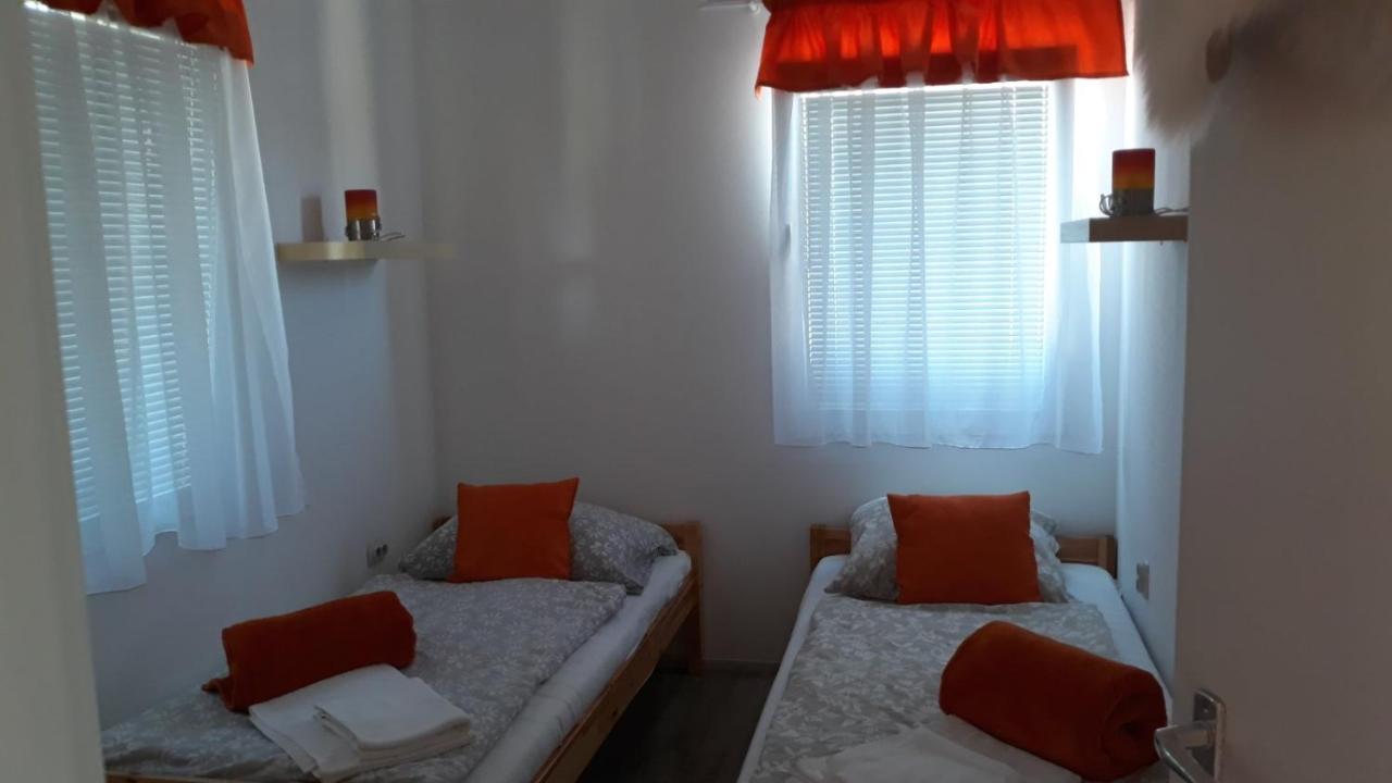 Bük Gabriella Panzio Bed & Breakfast エクステリア 写真