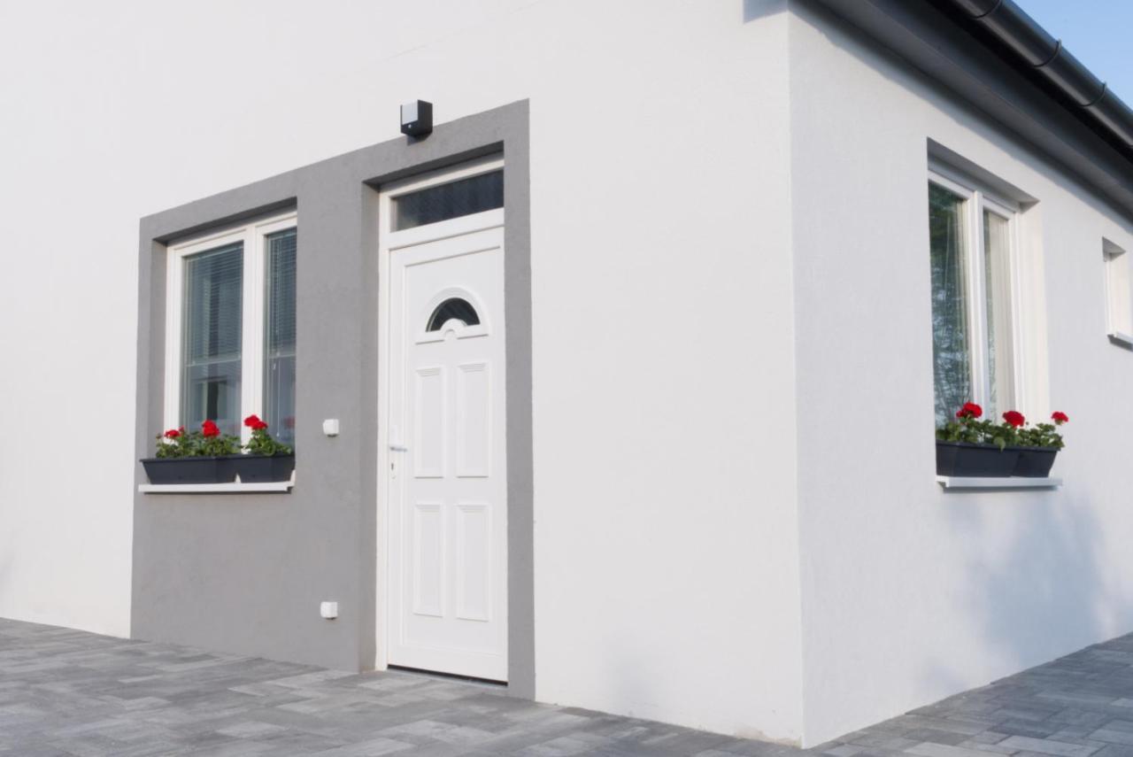 Bük Gabriella Panzio Bed & Breakfast エクステリア 写真